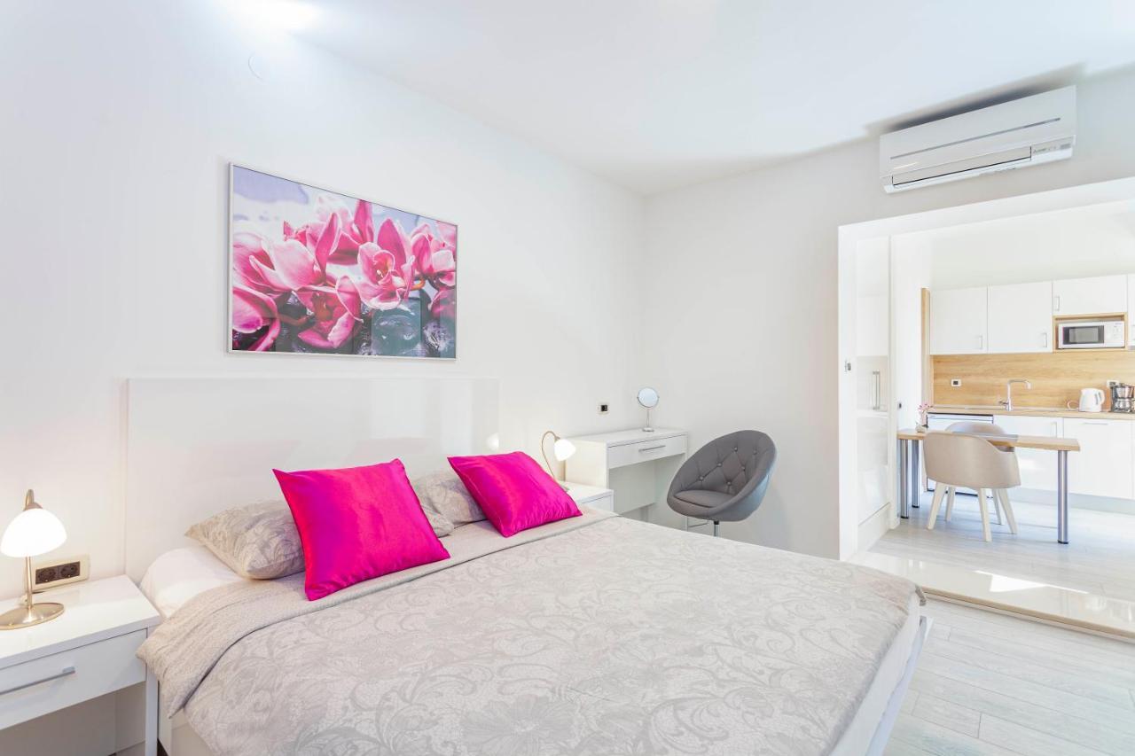 Villa King Apartments Brela Oda fotoğraf