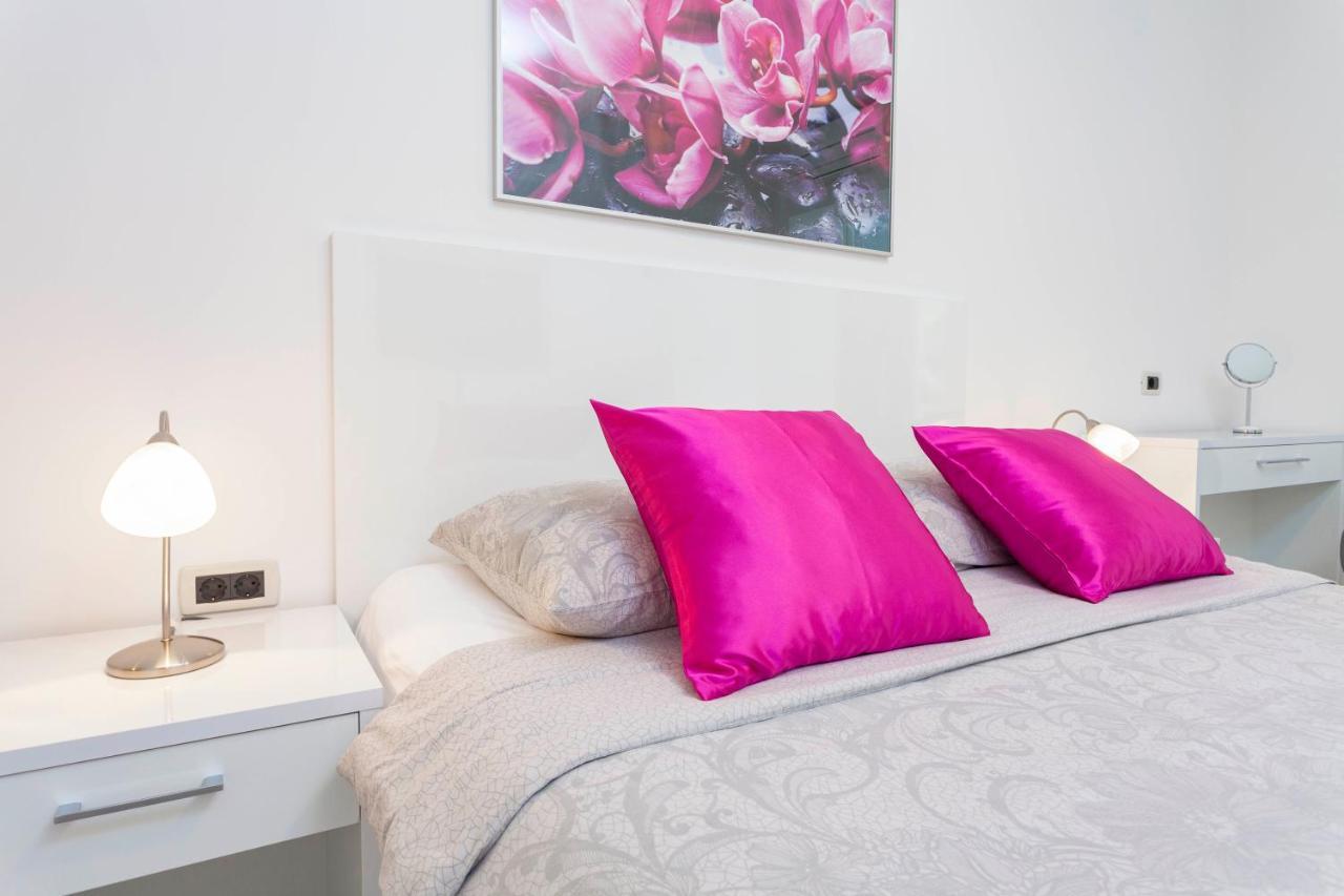 Villa King Apartments Brela Oda fotoğraf